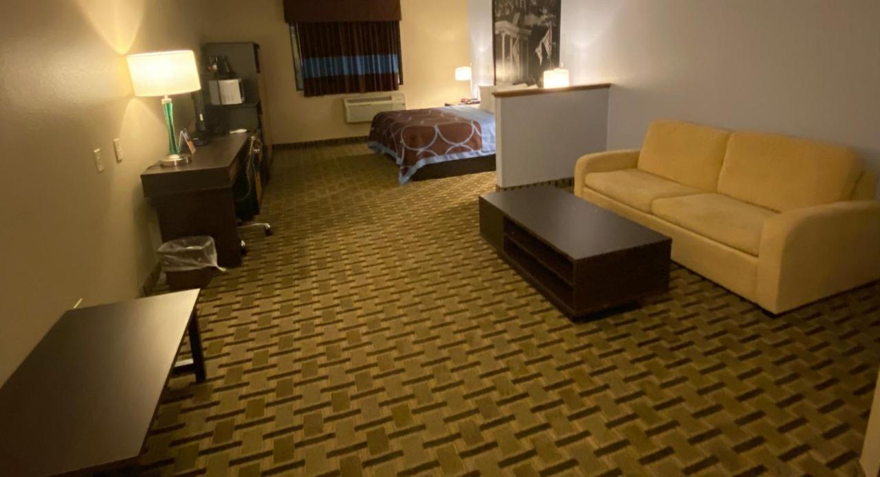 Super 8 By Wyndham Lynchburg Va Hotel Exterior foto